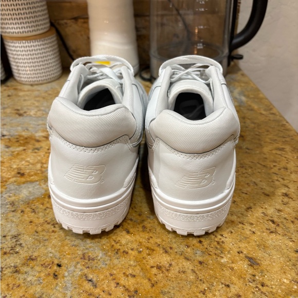 New Balance White Sneakers 550 size 13 - Picture 4 of 9